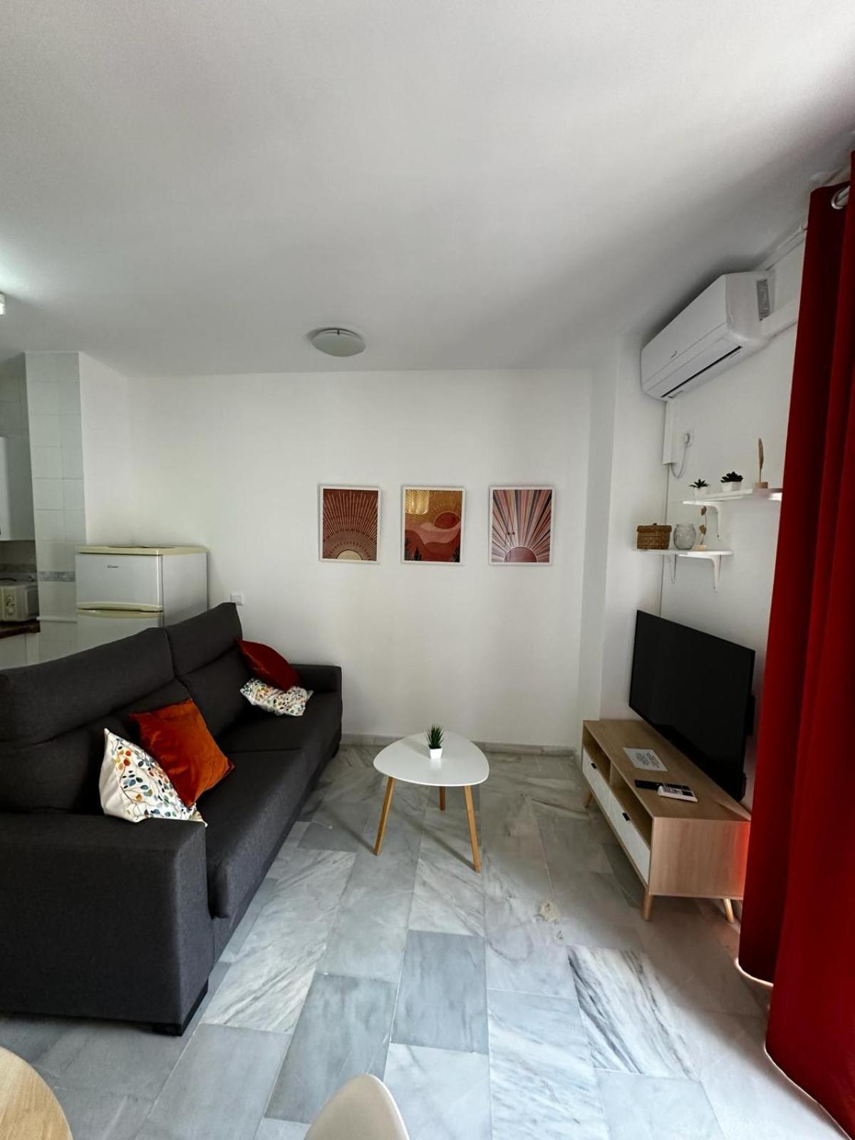 טורמולינוס Apartamentos Don Diego La Carihuela מראה חיצוני תמונה